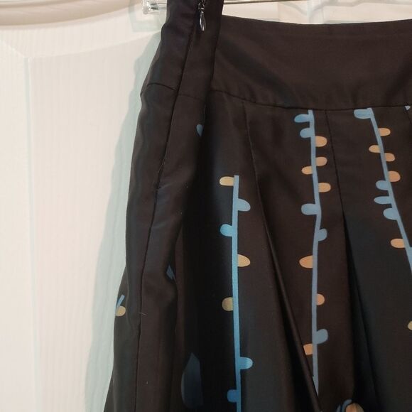 Mossimo Skirt - Picture 3 of 4